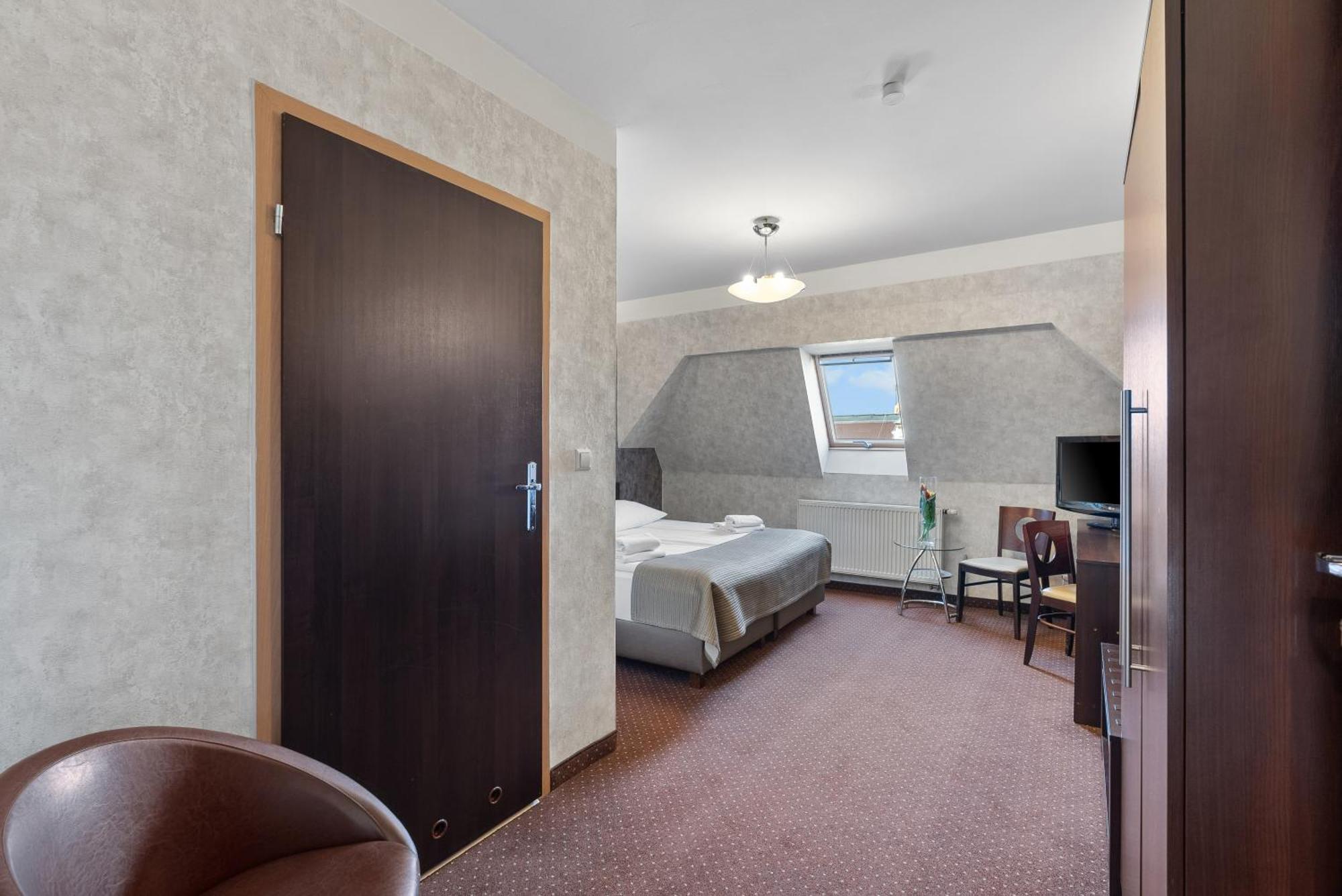 Hotel Diament Economy Gliwice Exterior photo