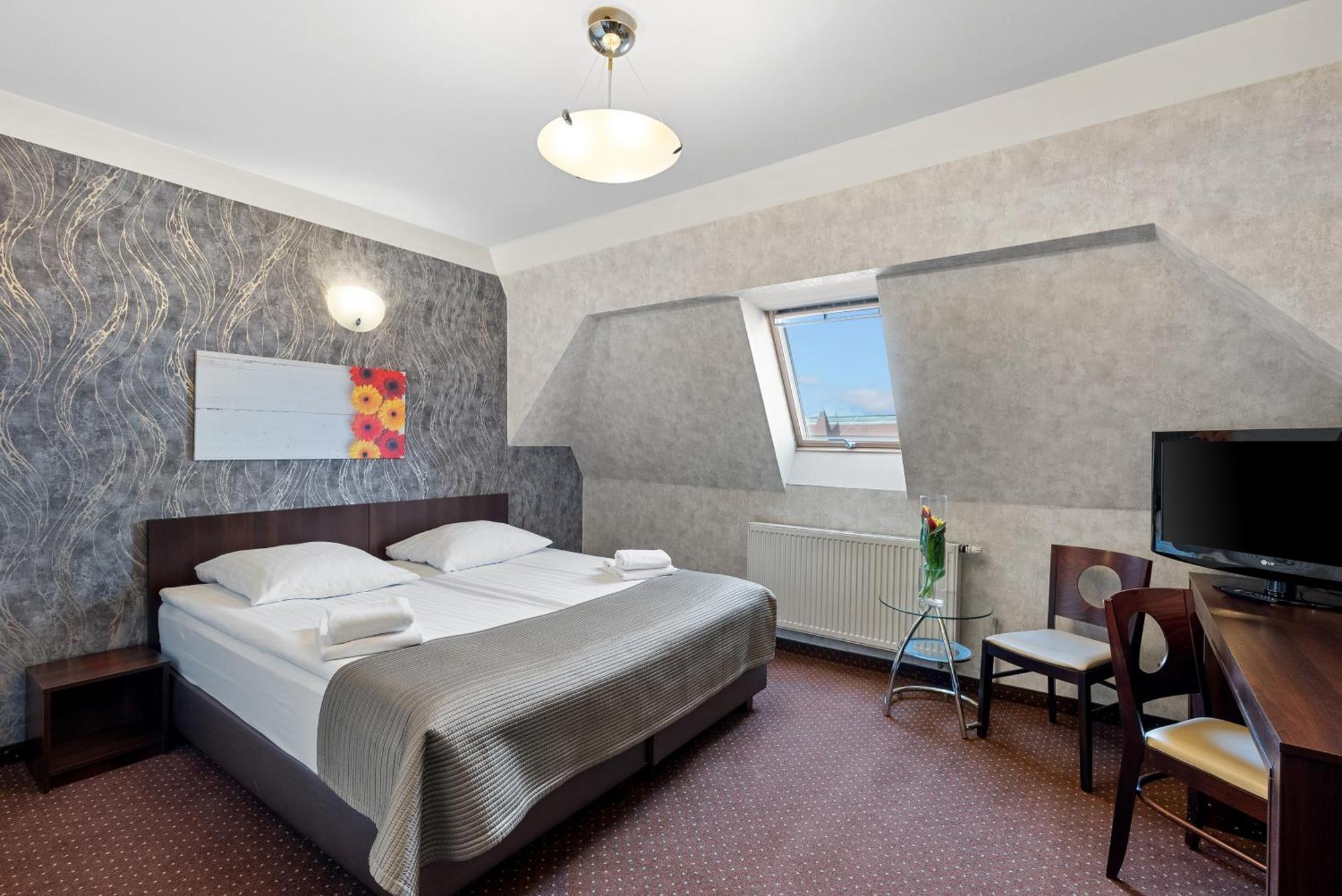 Hotel Diament Economy Gliwice Exterior photo