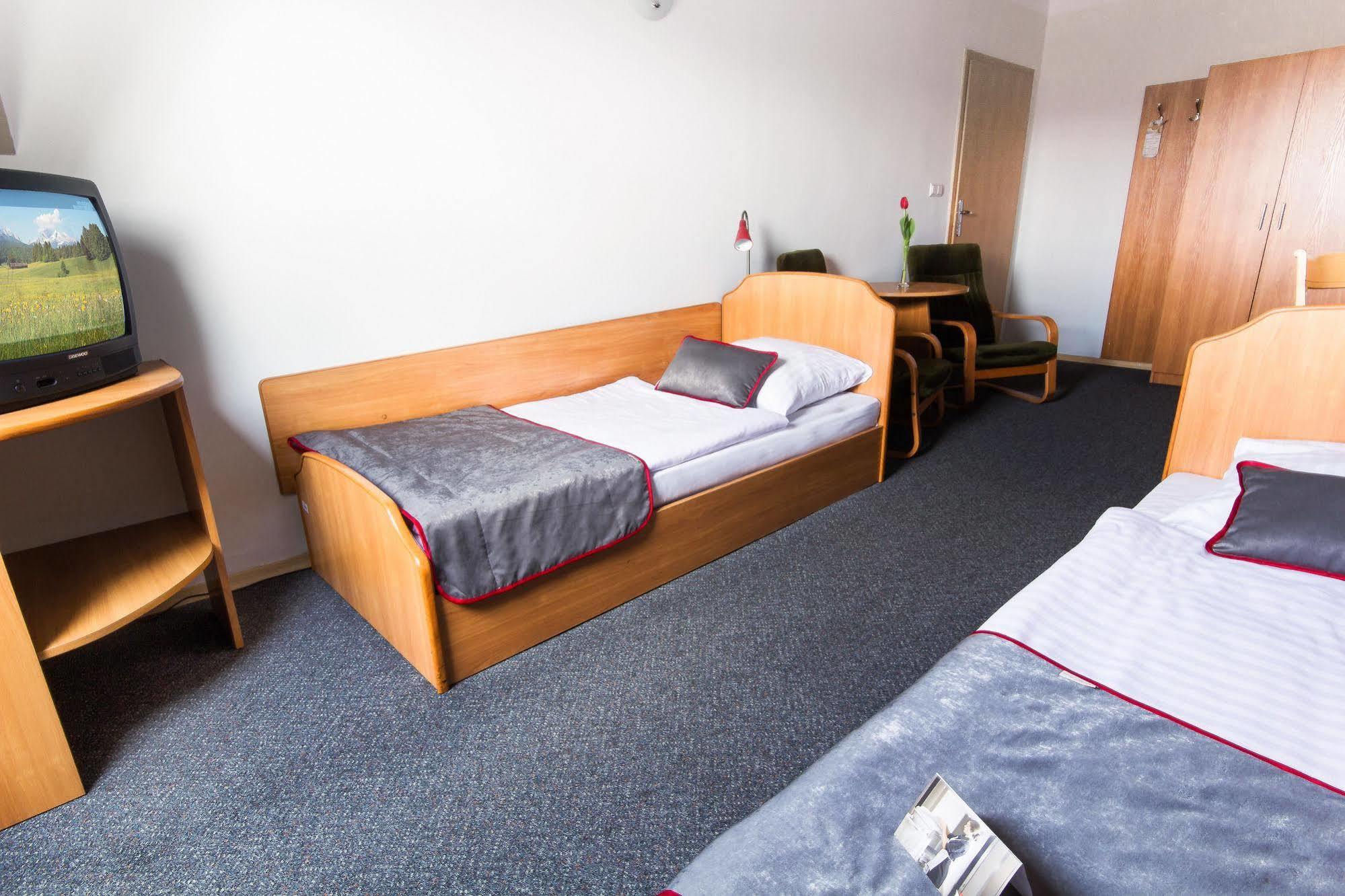 Hotel Diament Economy Gliwice Exterior photo